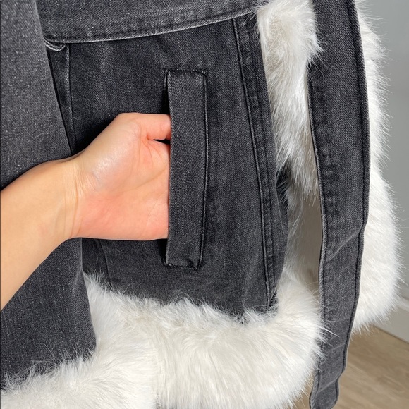 NWT Black Washed Denim White Faux Fur Trim Jacket Coat - Picture 5 of 7